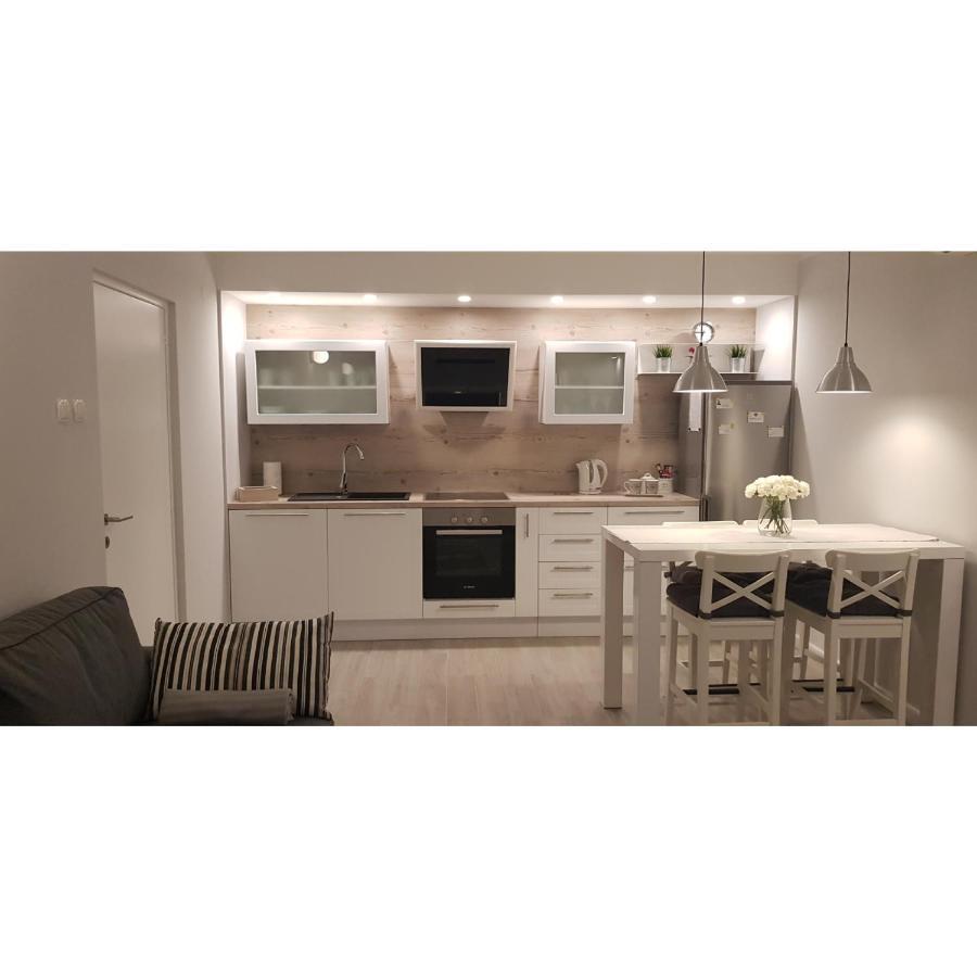 شقة غييكا  في Lei Apartmant المظهر الخارجي الصورة